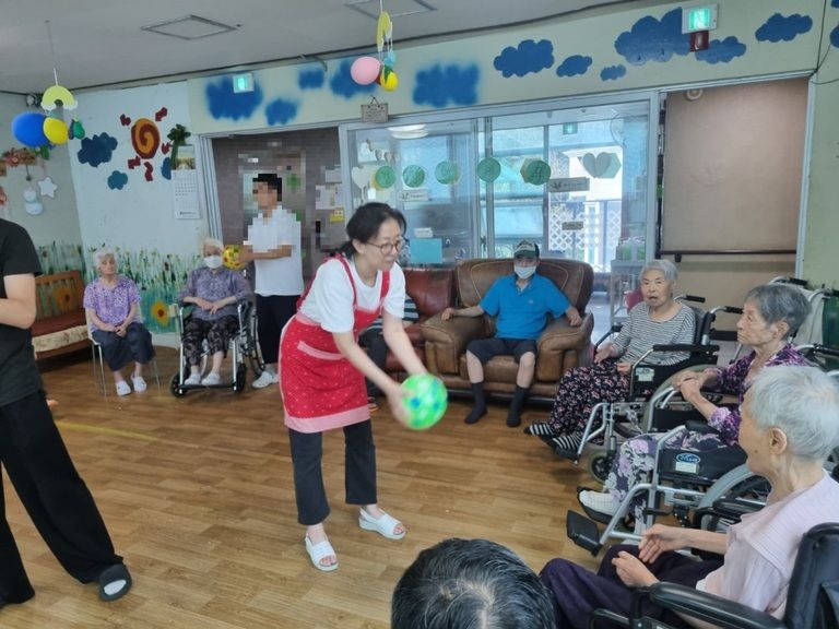 짐볼공놀이 프로그램 활동입니다. (2024. 07. 25)